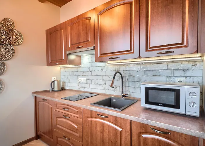 Tadeusz I Apartamenty W DarłówkuPensjonat